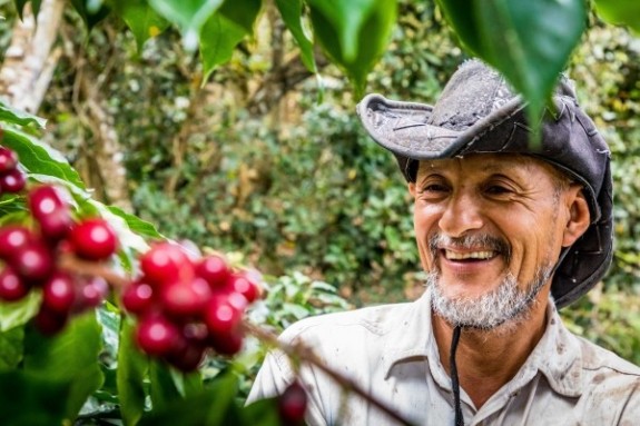 Cafeter i client de Cenfrocafe Juan Montenegro. Cafeter i client de Cenfrocafe Juan Montenegro.